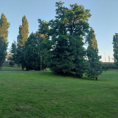 Apartamento Vieiro Con Plaza Garaje Gratis Сантяго де Компостела Екстериор снимка